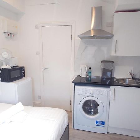 Comfort Camden Studio Apartments Лондон Экстерьер фото